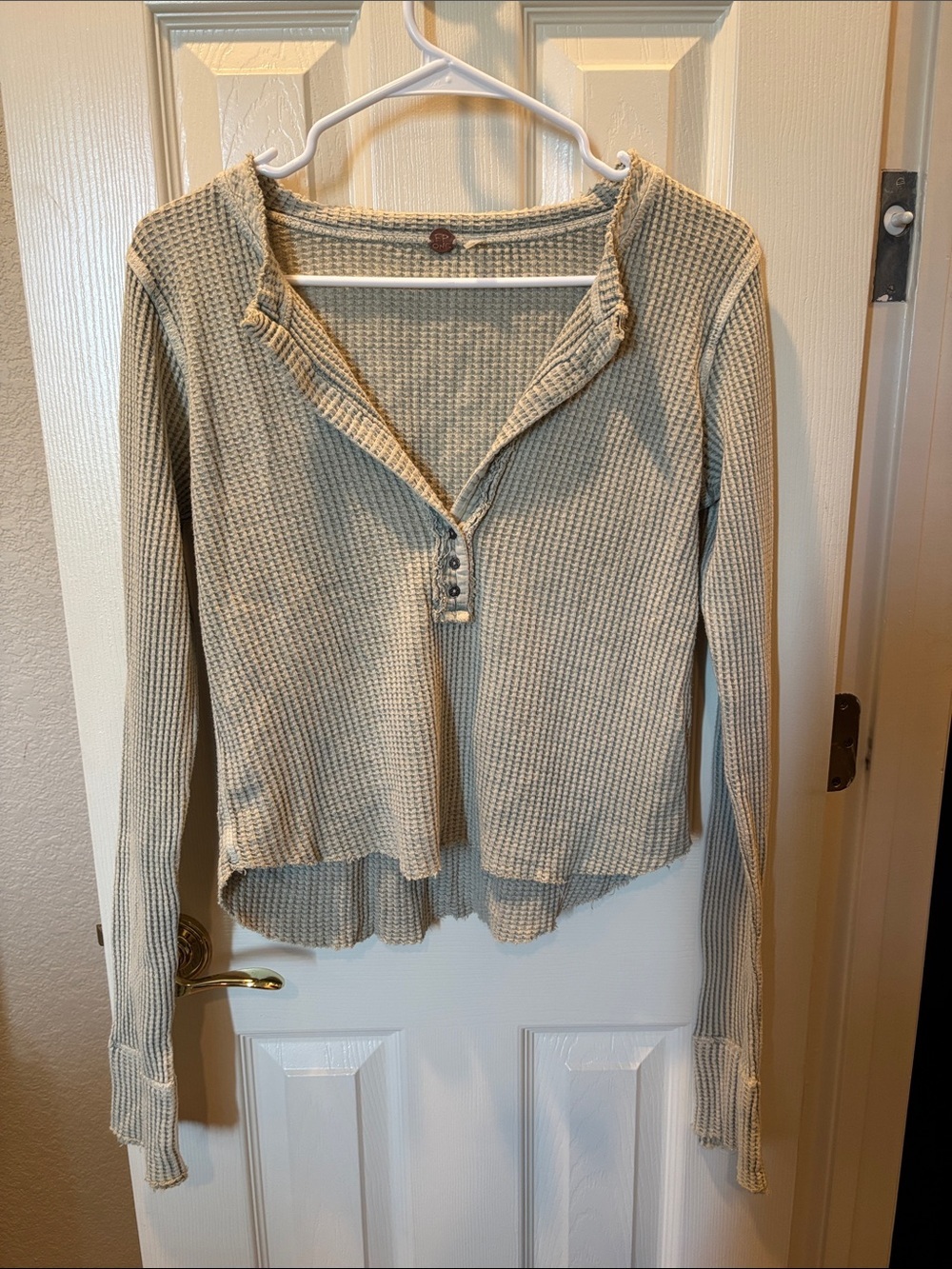 Free People FP One Colt Waffle Knit Thermal Henley Cropped Top Green size Small